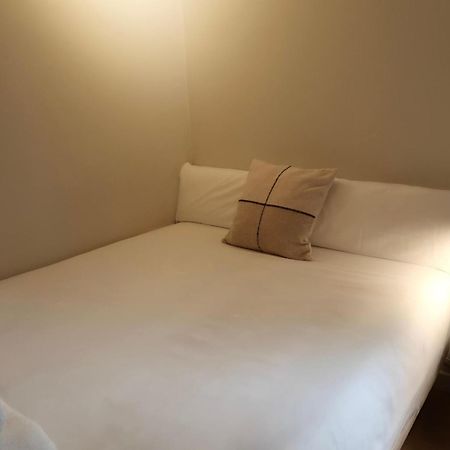 C211 Barcelona Apartments Екстериор снимка