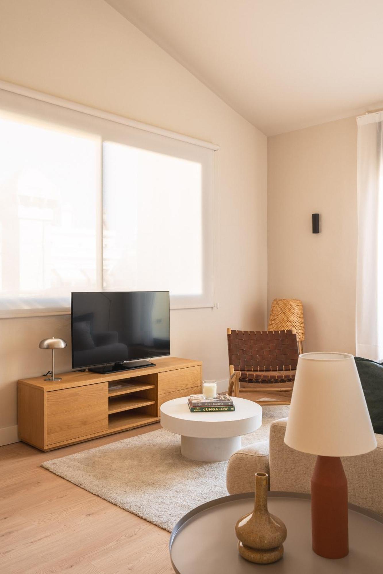 C211 Barcelona Apartments Екстериор снимка