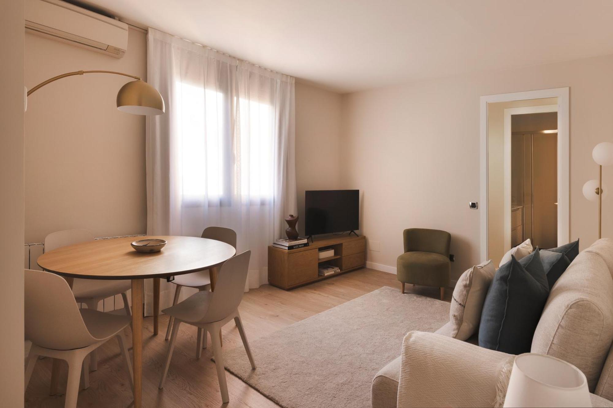 C211 Barcelona Apartments Екстериор снимка