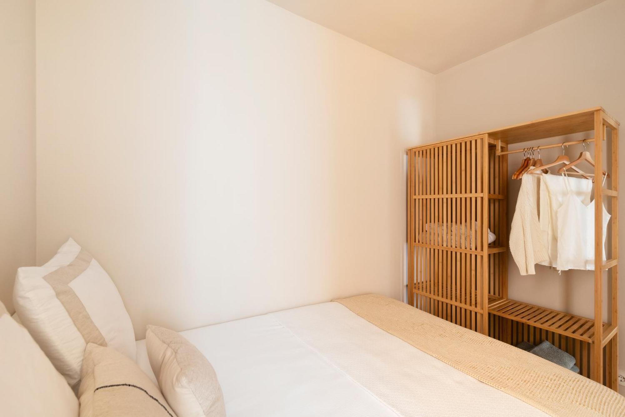 C211 Barcelona Apartments Екстериор снимка