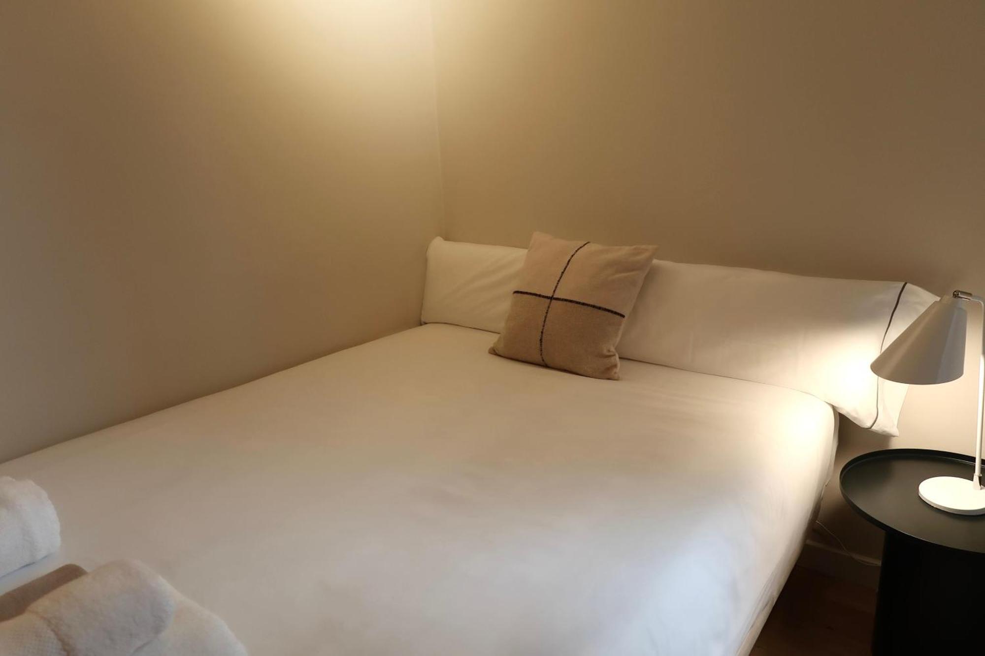 C211 Barcelona Apartments Екстериор снимка