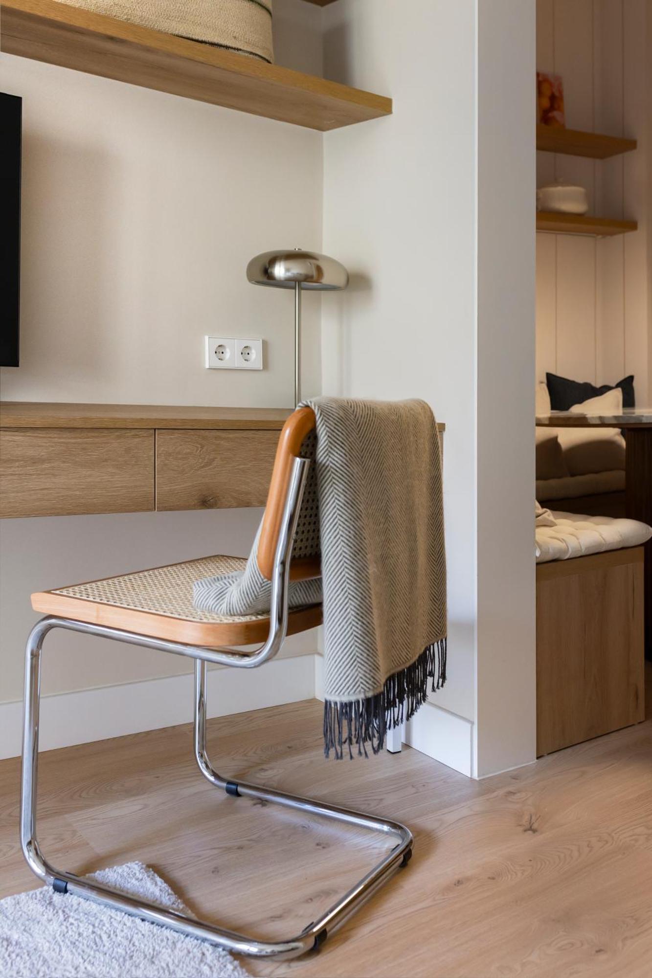 C211 Barcelona Apartments Екстериор снимка