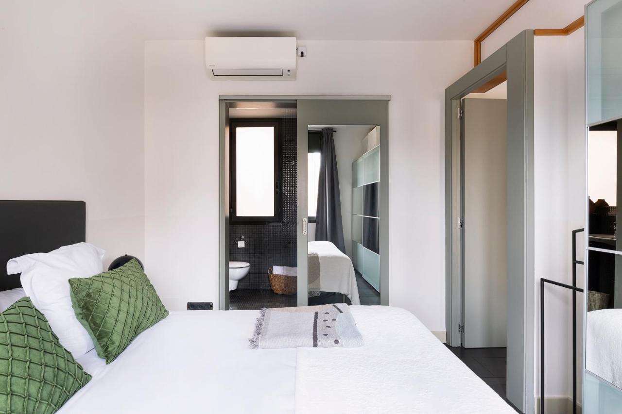 C211 Barcelona Apartments Екстериор снимка
