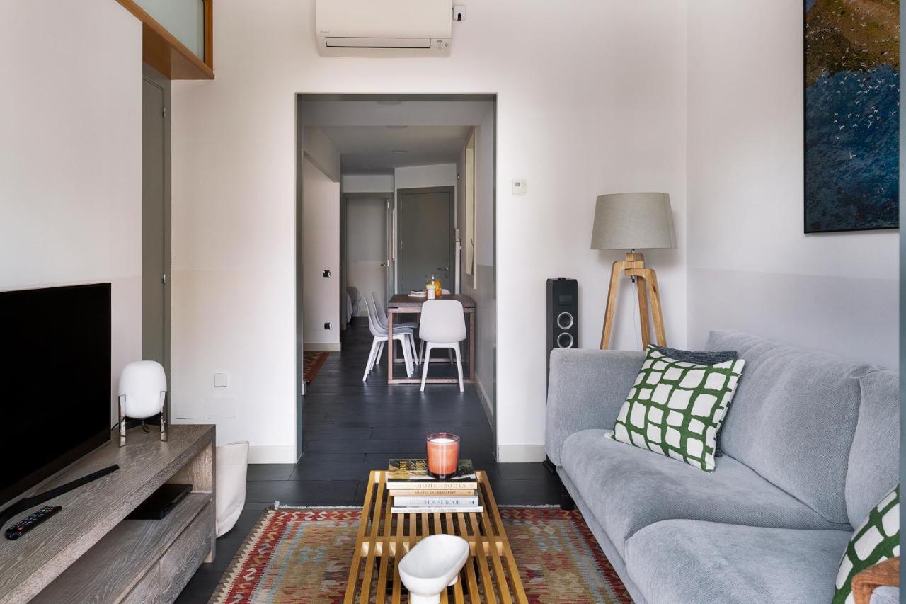 C211 Barcelona Apartments Екстериор снимка